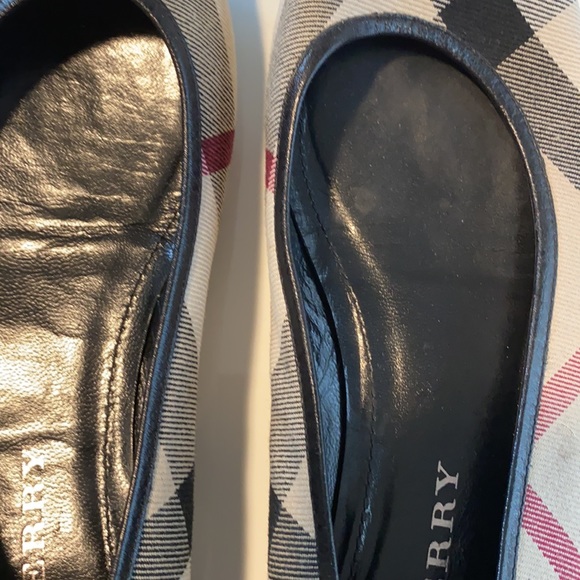 Burberry flats - Picture 4 of 4